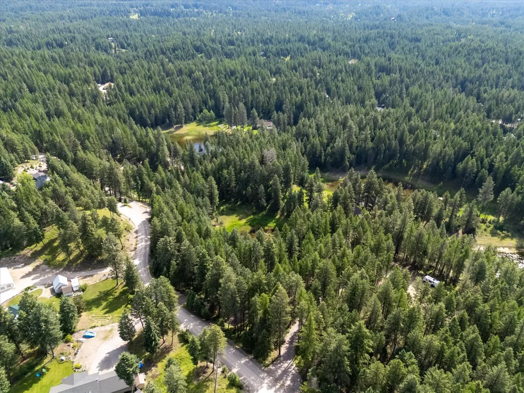328 Kathy Lake Lane Kalispell MT 59901