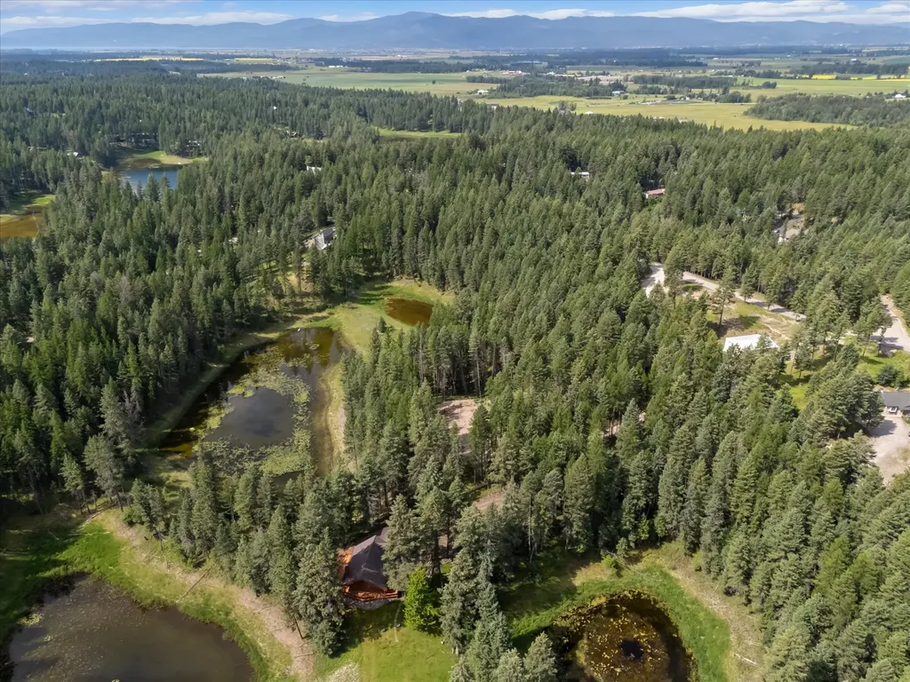 328 Kathy Lake Lane Kalispell MT 59901