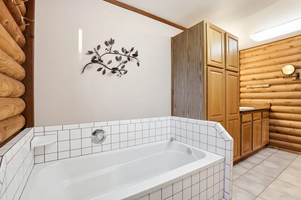 801 Amsterdam Boulevard Belgrade MT 59714