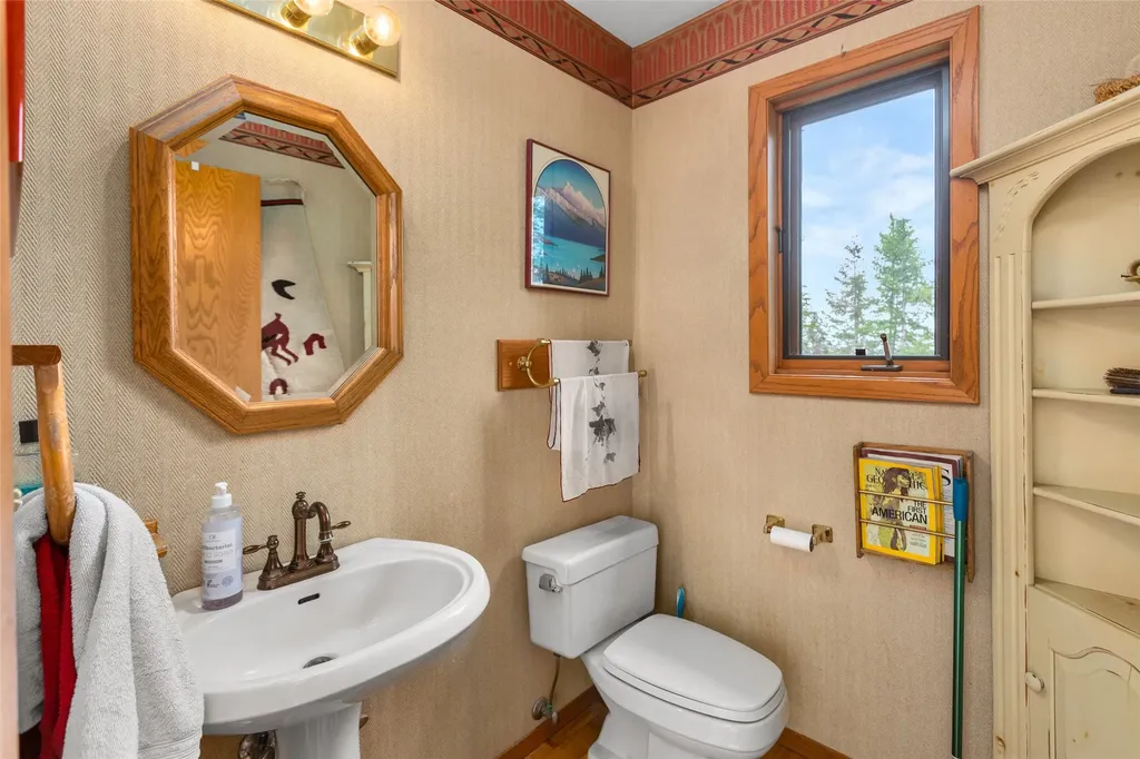 455 N Foys Lake Drive Kalispell MT 59901