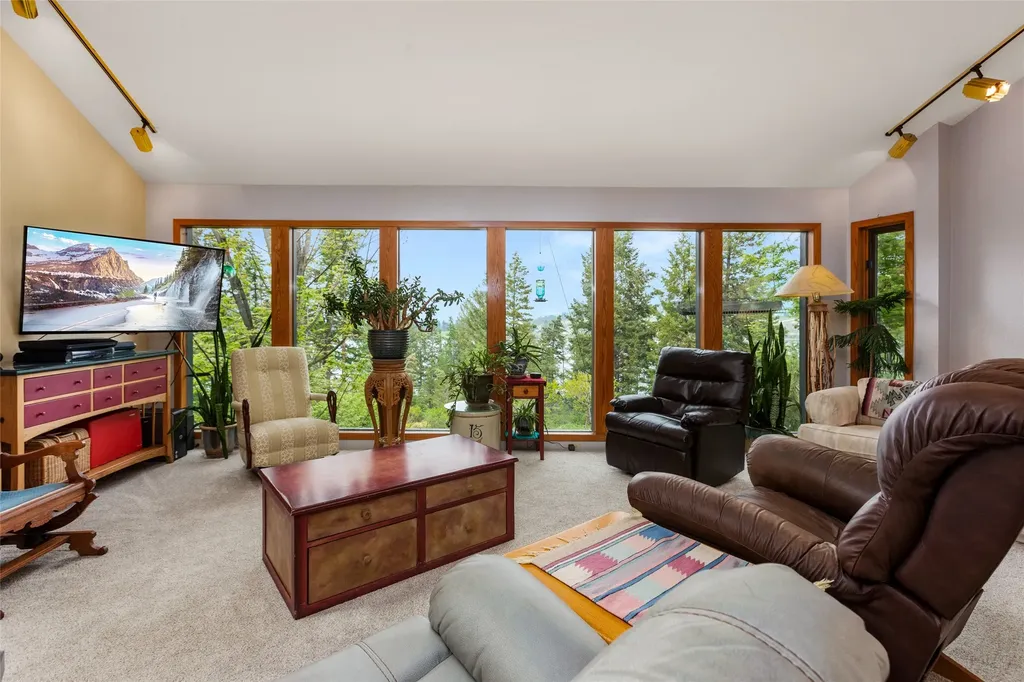 455 N Foys Lake Drive Kalispell MT 59901