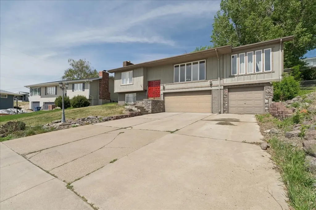 761 33a Avenue NE Great Falls MT 59404