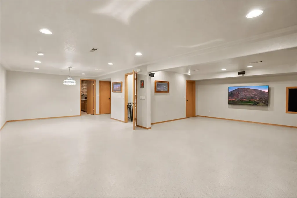 77 Scarborough Avenue Kalispell MT 59901