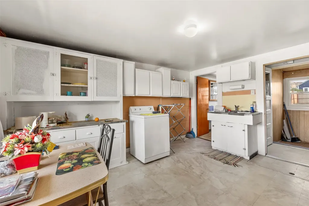 1327 Farrell Street Butte MT 59701
