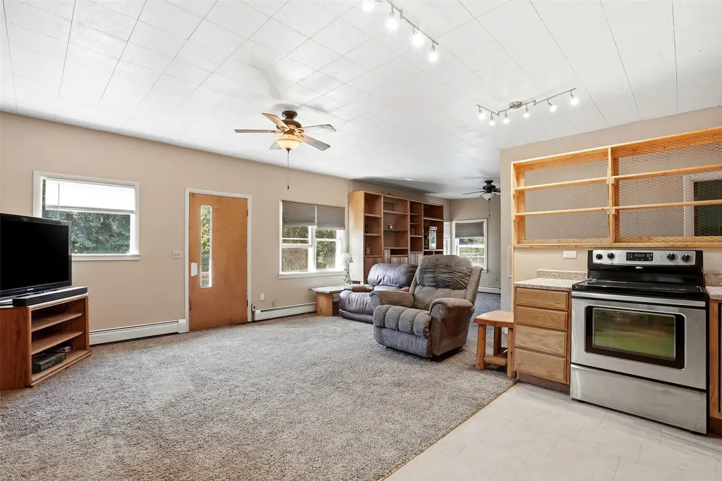 274 Doran Lane Hamilton MT 59840