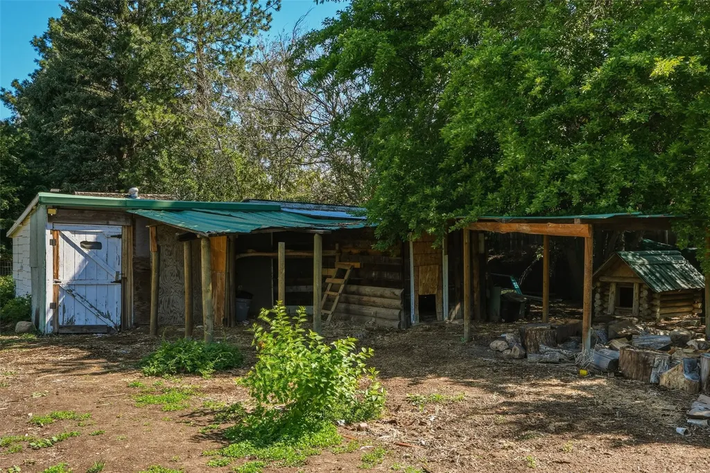 274 Doran Lane Hamilton MT 59840