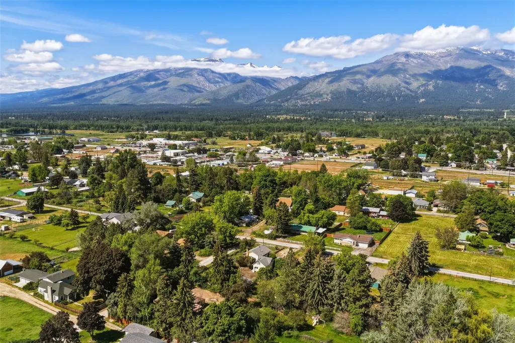 274 Doran Lane Hamilton MT 59840