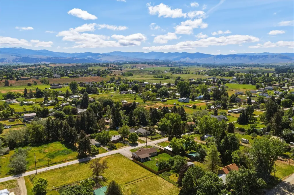 274 Doran Lane Hamilton MT 59840