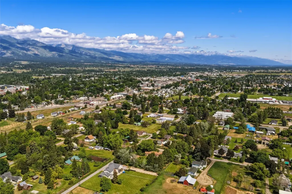 274 Doran Lane Hamilton MT 59840