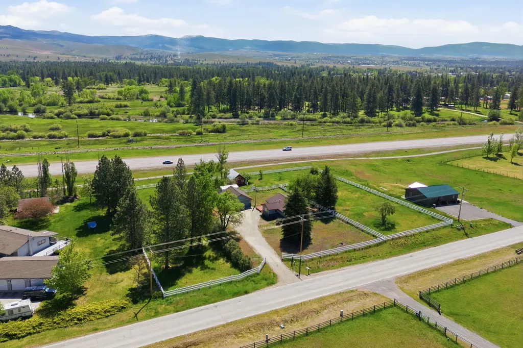 21500 Old Us Highway 93 Florence MT 59833