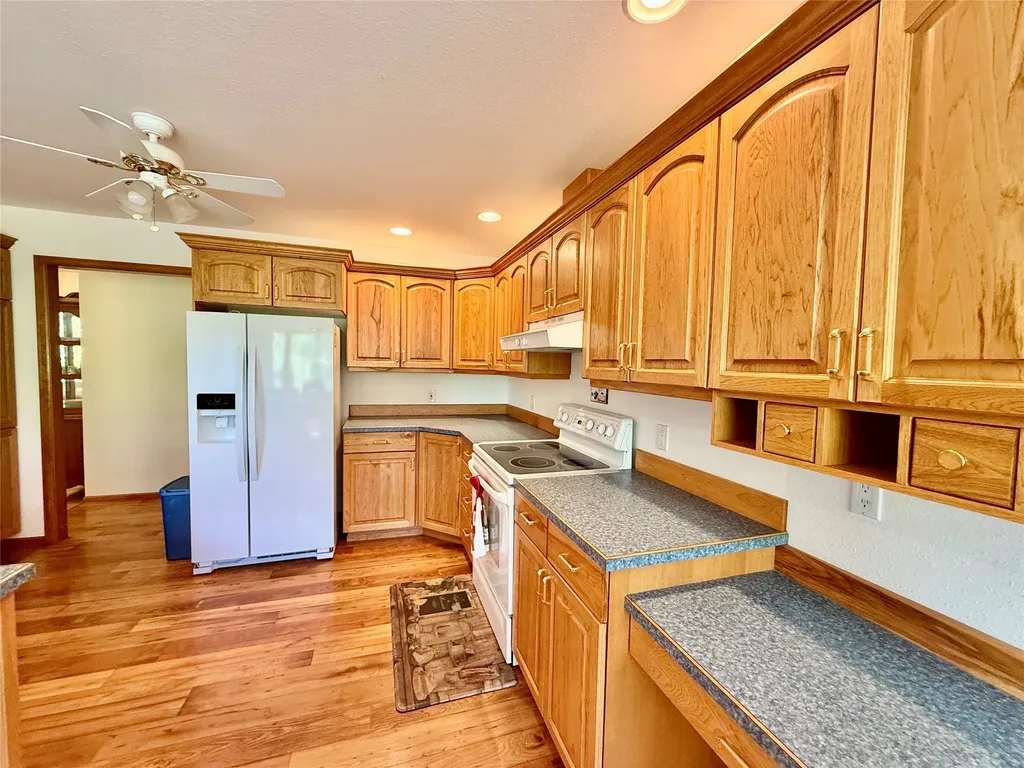 54 Steamboat Way E Thompson Falls MT 59873