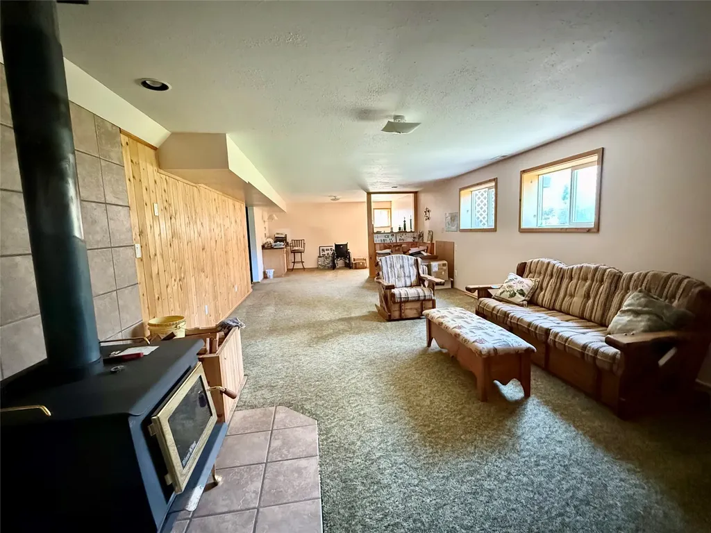 54 Steamboat Way E Thompson Falls MT 59873