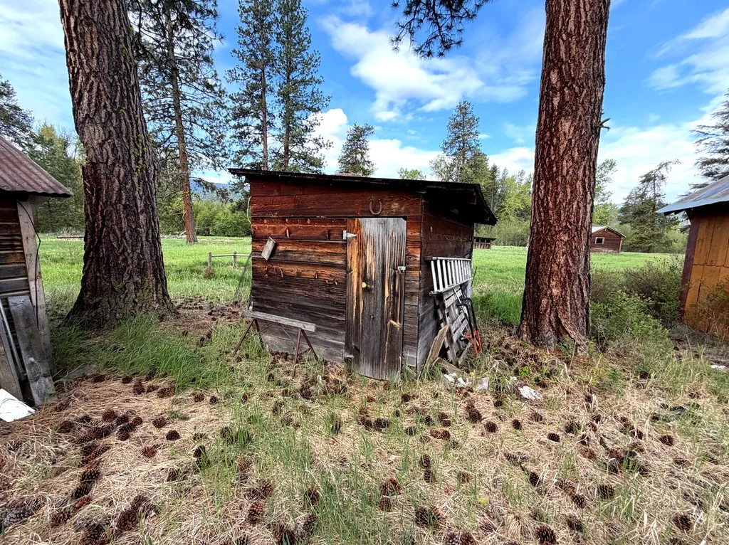 24405 Nine Mile Road Huson MT 59846