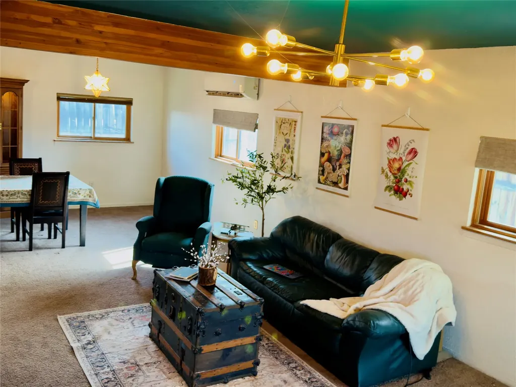 217 E Ravalli Street Hamilton MT 59840