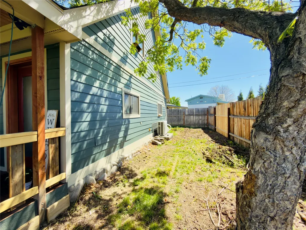 217 E Ravalli Street Hamilton MT 59840
