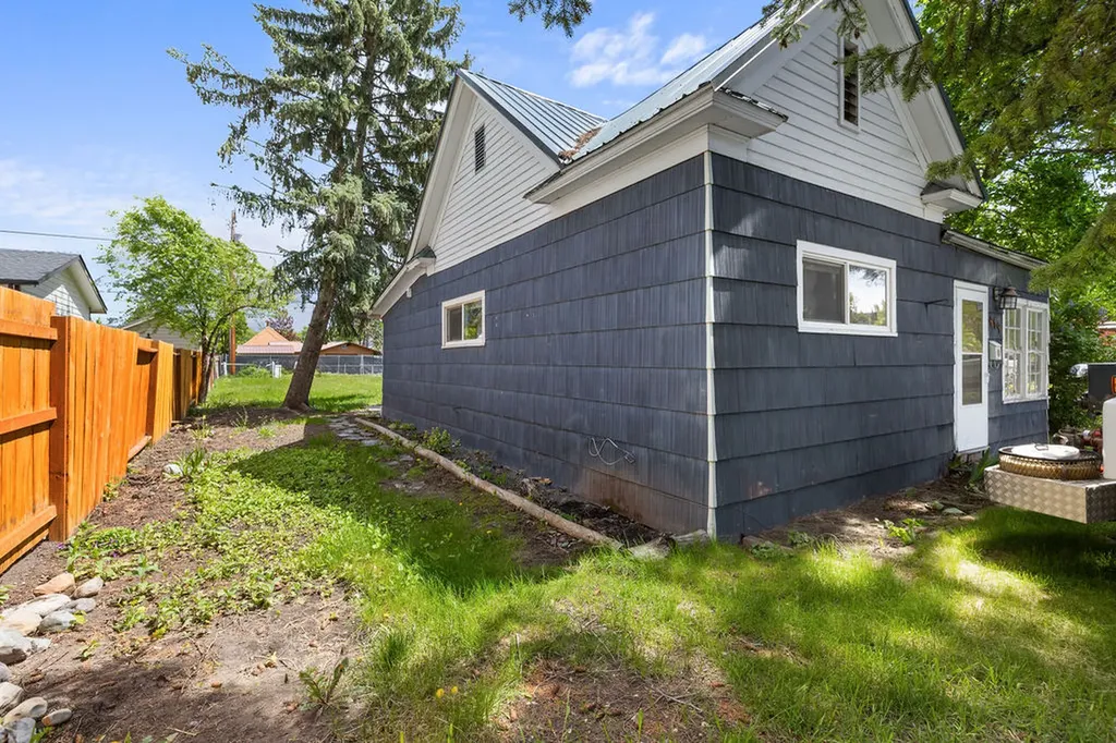 419 9th Avenue W Kalispell MT 59901