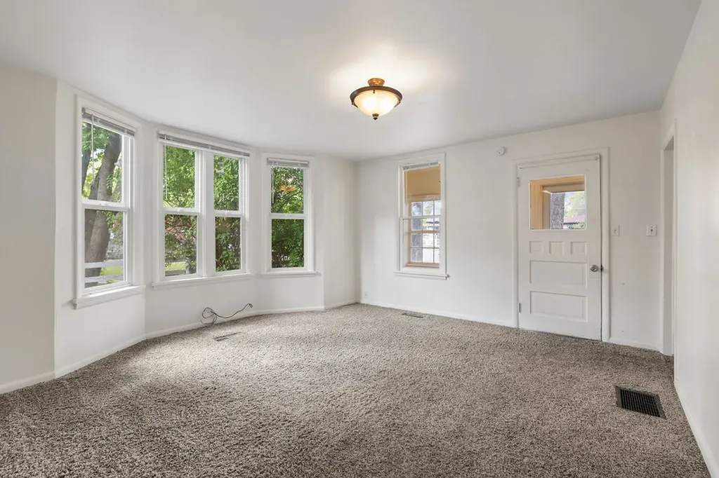 419 9th Avenue W Kalispell MT 59901