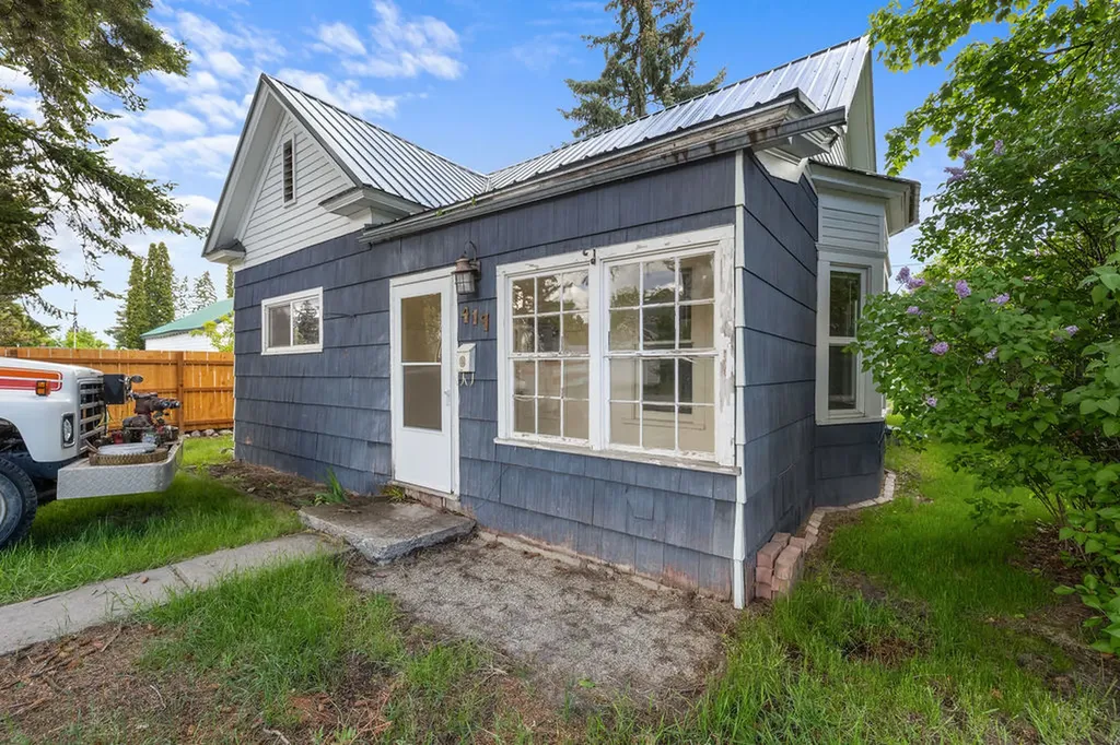 419 9th Avenue W Kalispell MT 59901