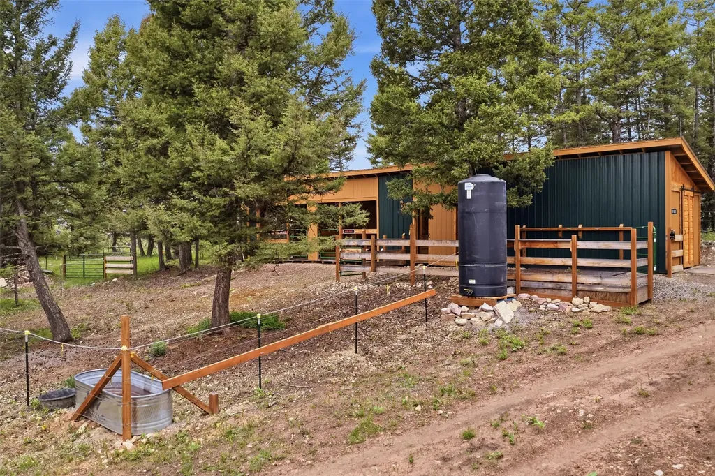 35465 Lessnau Lane Clinton MT 59825