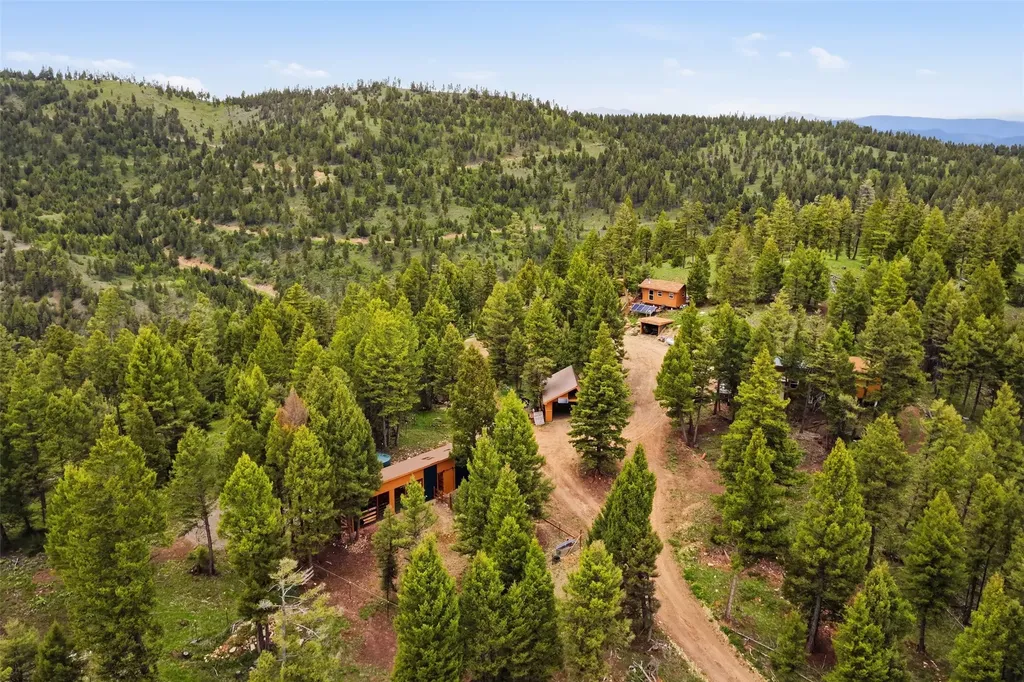 35465 Lessnau Lane Clinton MT 59825