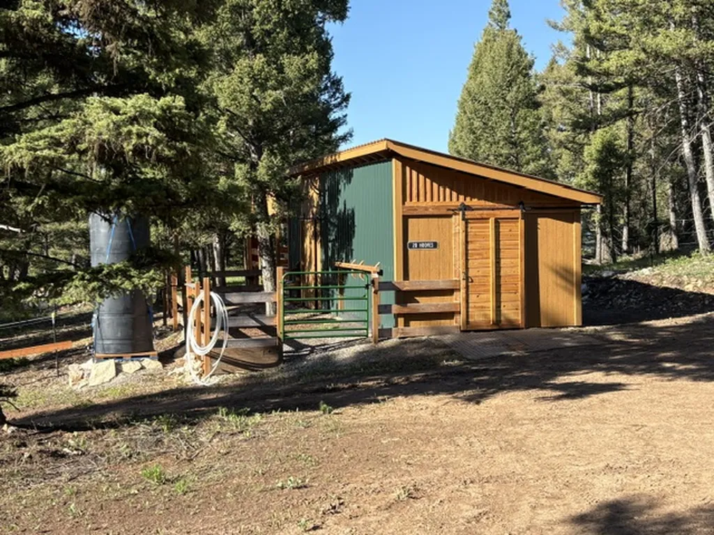 35465 Lessnau Lane Clinton MT 59825