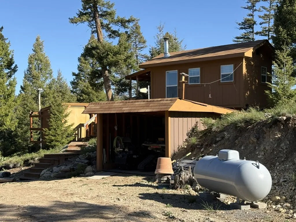 35465 Lessnau Lane Clinton MT 59825