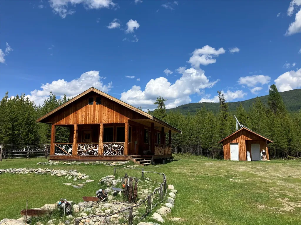 1606 N Fork Yaak Road Troy MT 59935