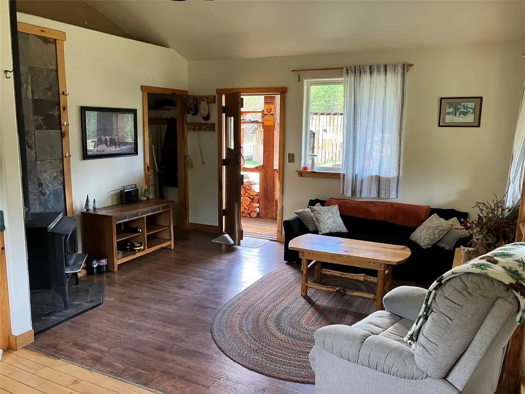1606 N Fork Yaak Road Troy MT 59935