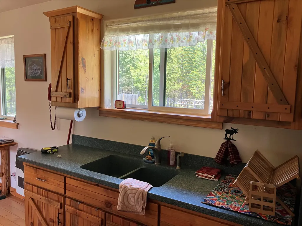 1606 N Fork Yaak Road Troy MT 59935
