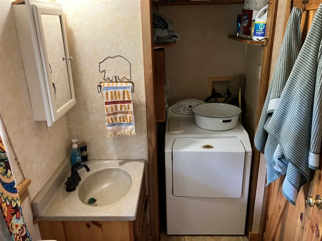 1606 N Fork Yaak Road Troy MT 59935