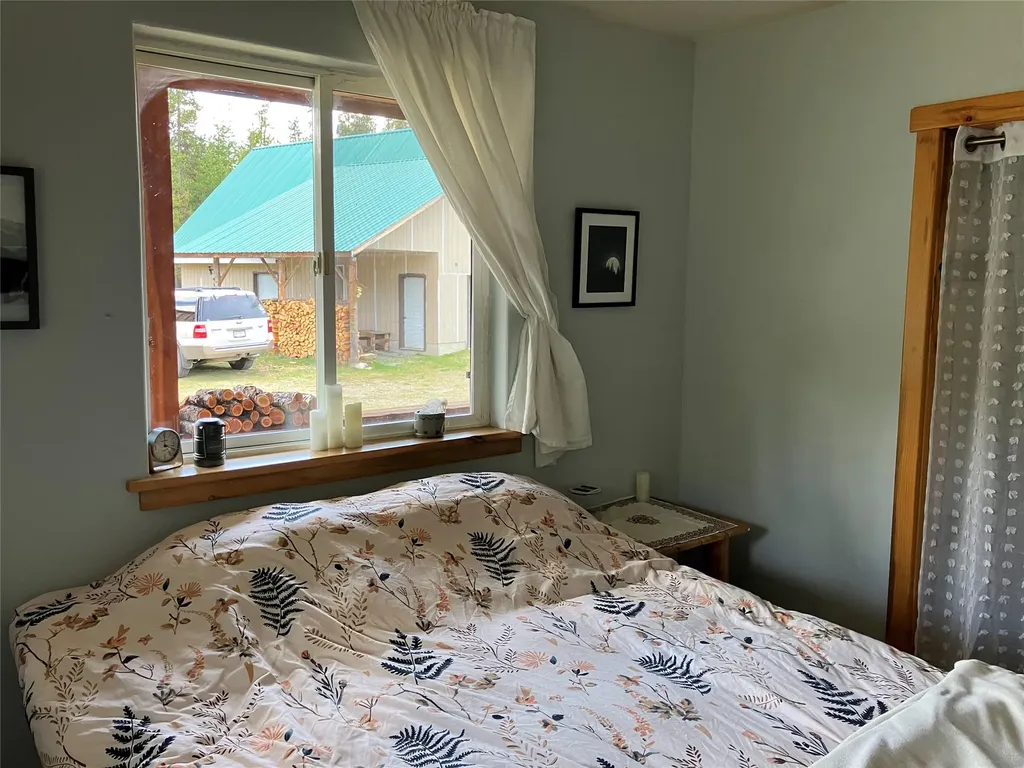 1606 N Fork Yaak Road Troy MT 59935