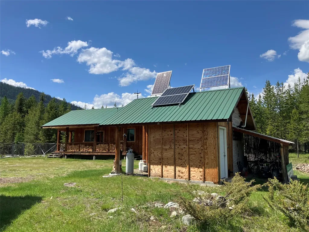 1606 N Fork Yaak Road Troy MT 59935