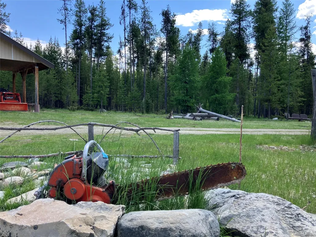 1606 N Fork Yaak Road Troy MT 59935