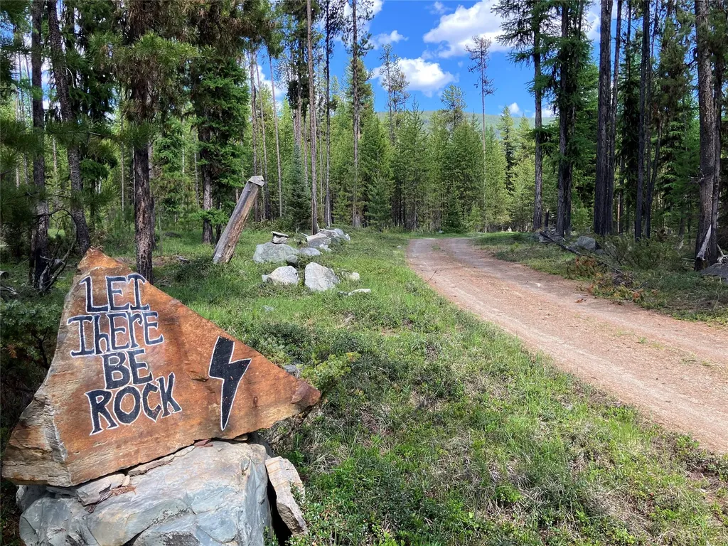 1606 N Fork Yaak Road Troy MT 59935