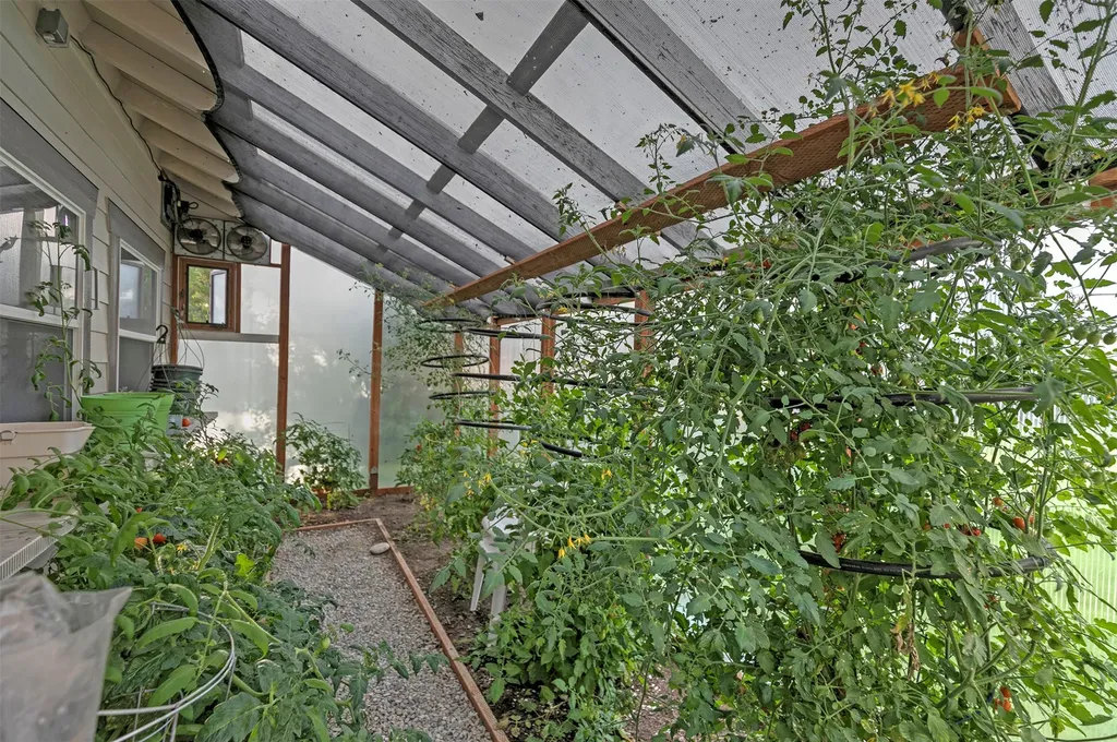 612 Wises Way Corvallis MT 59828