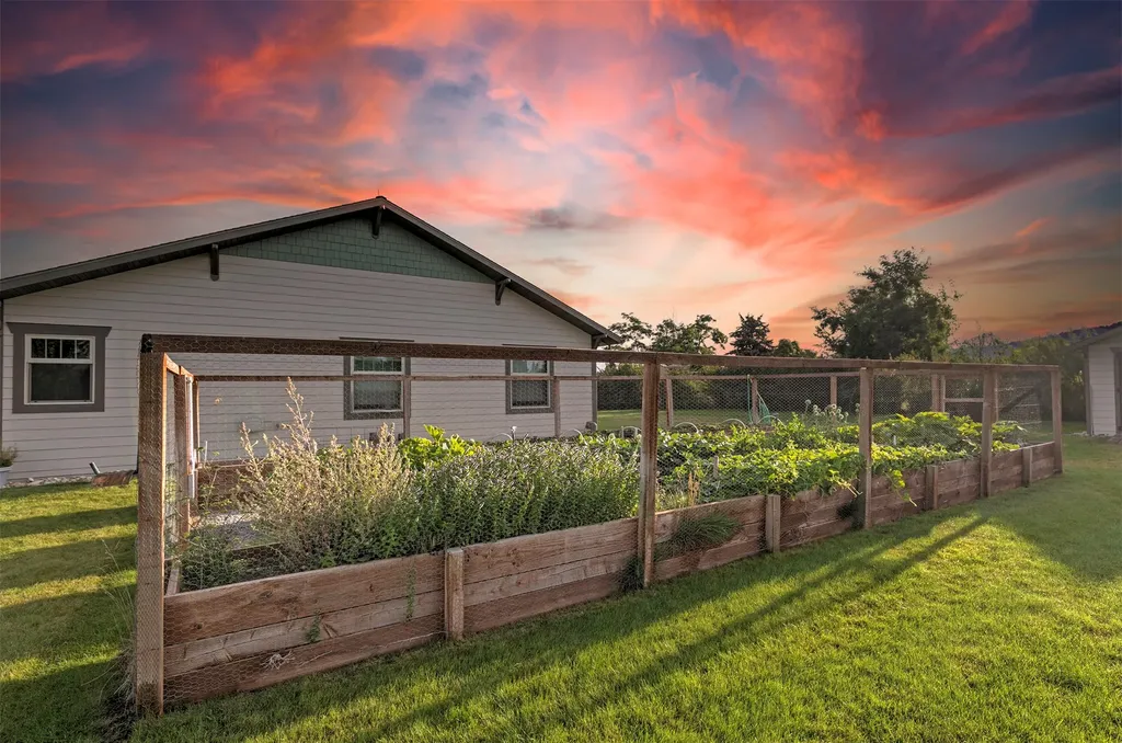 612 Wises Way Corvallis MT 59828