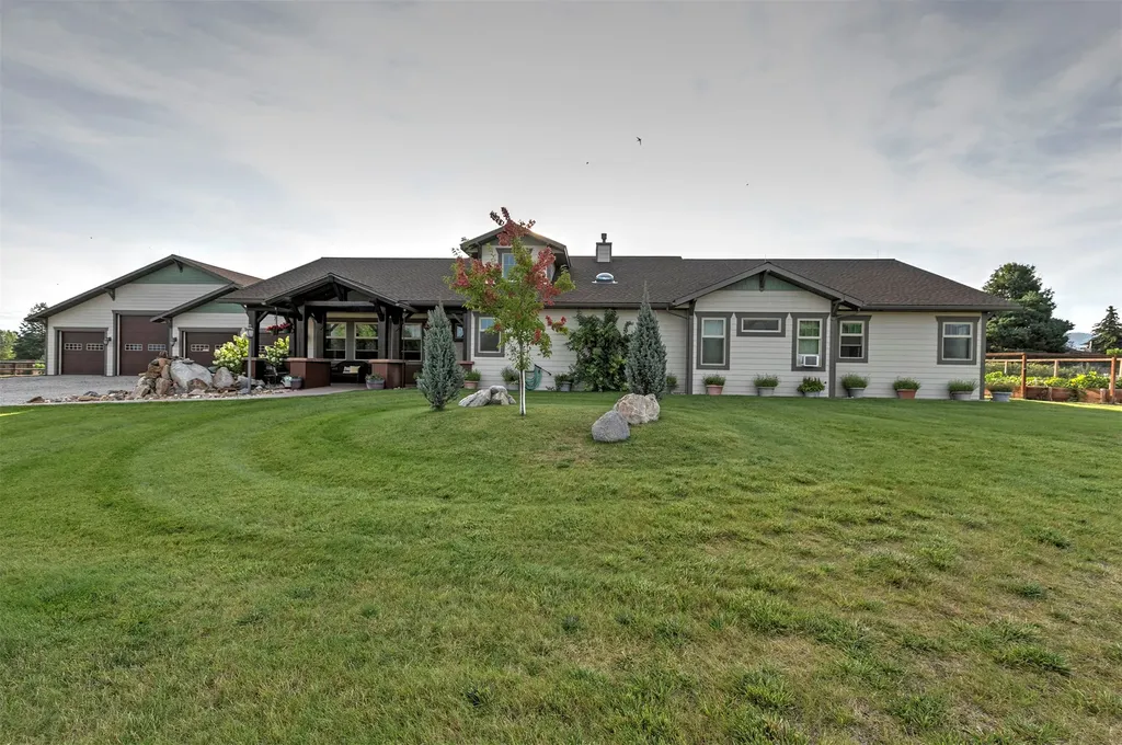 612 Wises Way Corvallis MT 59828