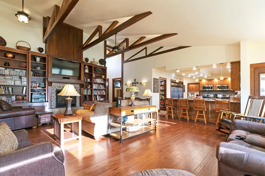 612 Wises Way Corvallis MT 59828