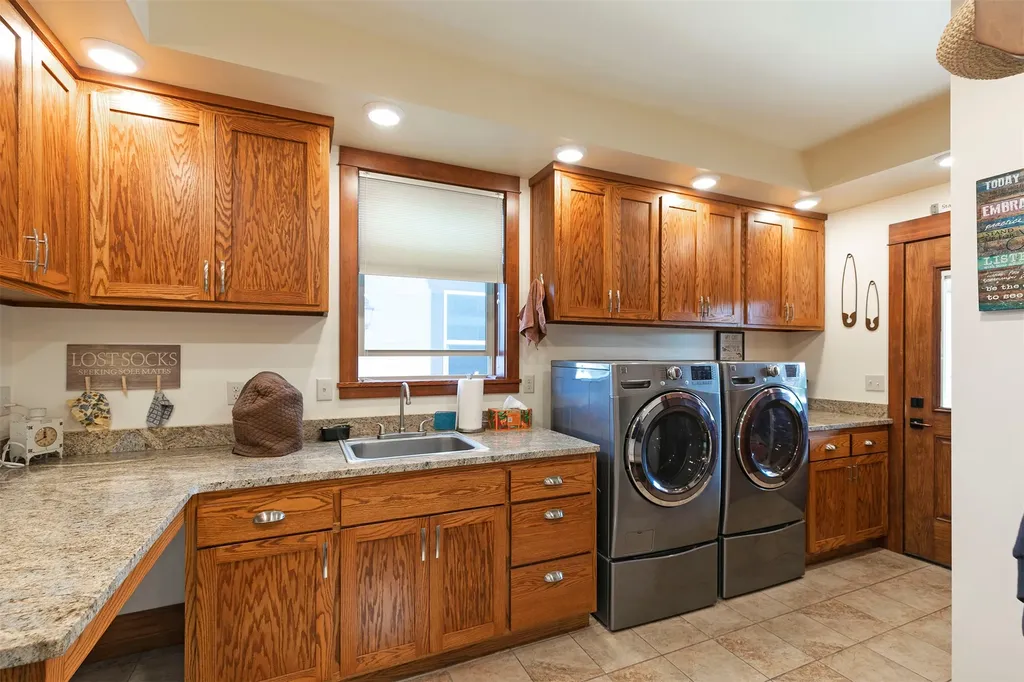 612 Wises Way Corvallis MT 59828