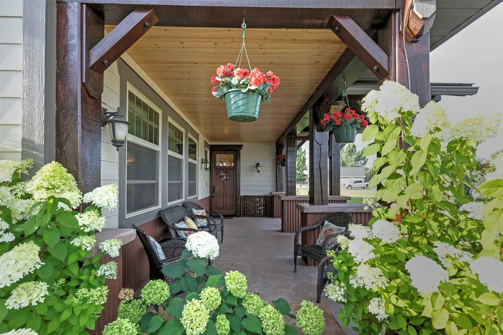 612 Wises Way Corvallis MT 59828