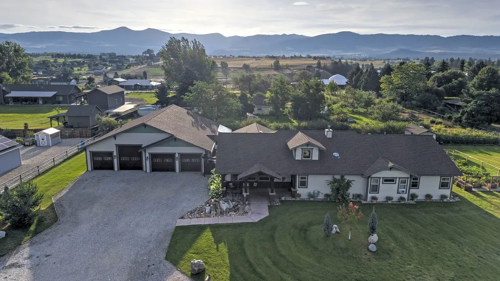 612 Wises Way Corvallis MT 59828