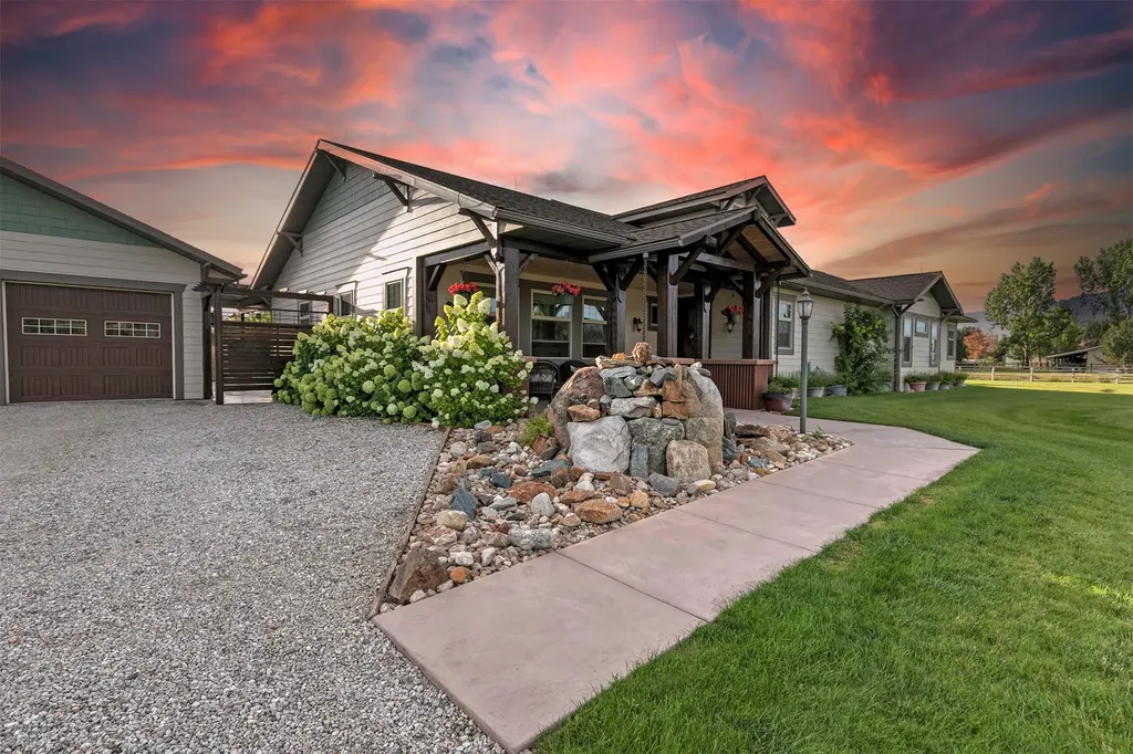 612 Wises Way Corvallis MT 59828
