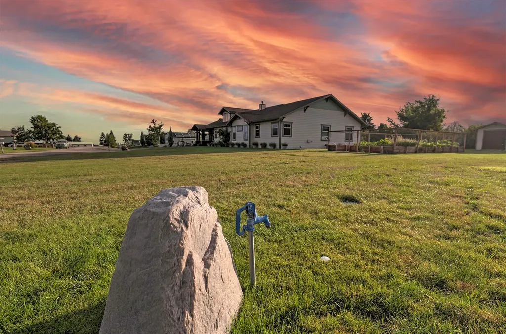 612 Wises Way Corvallis MT 59828