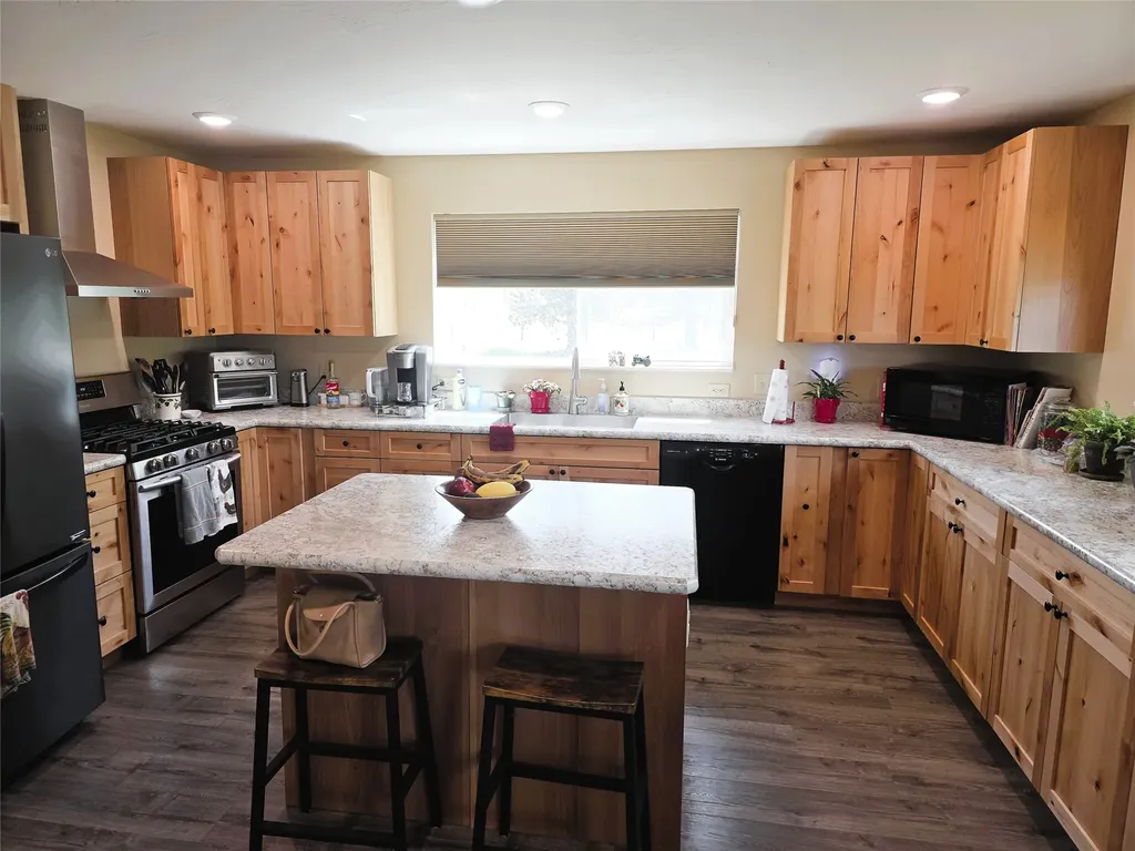 5574 Larson Lane Florence MT 59833