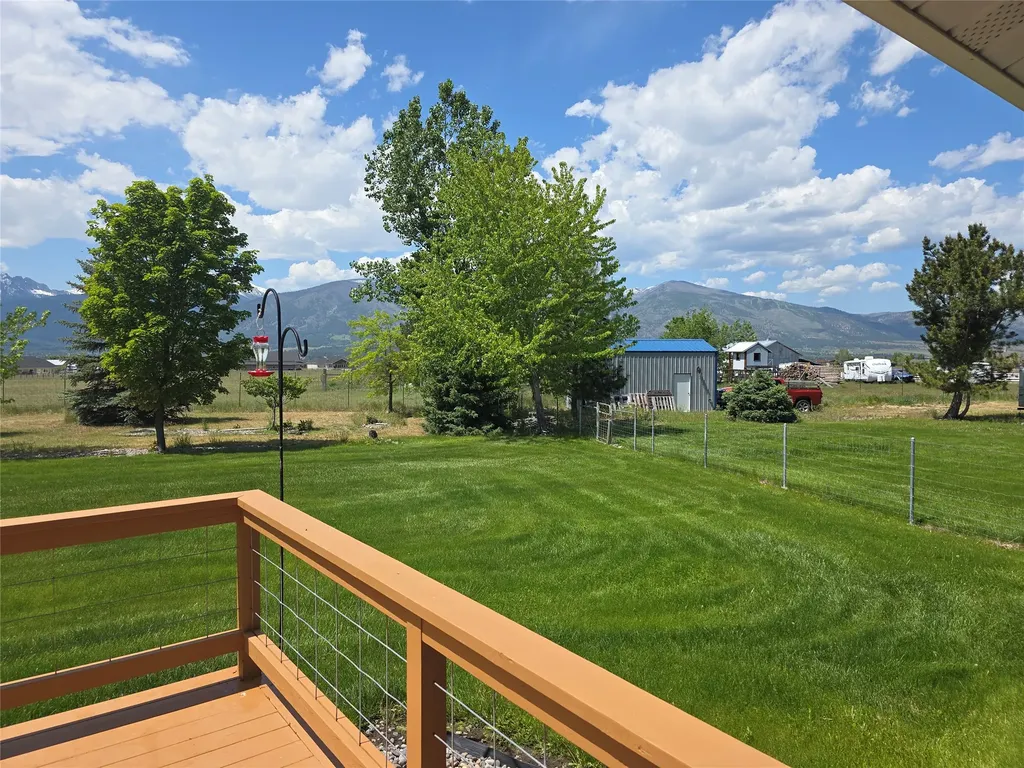 5574 Larson Lane Florence MT 59833