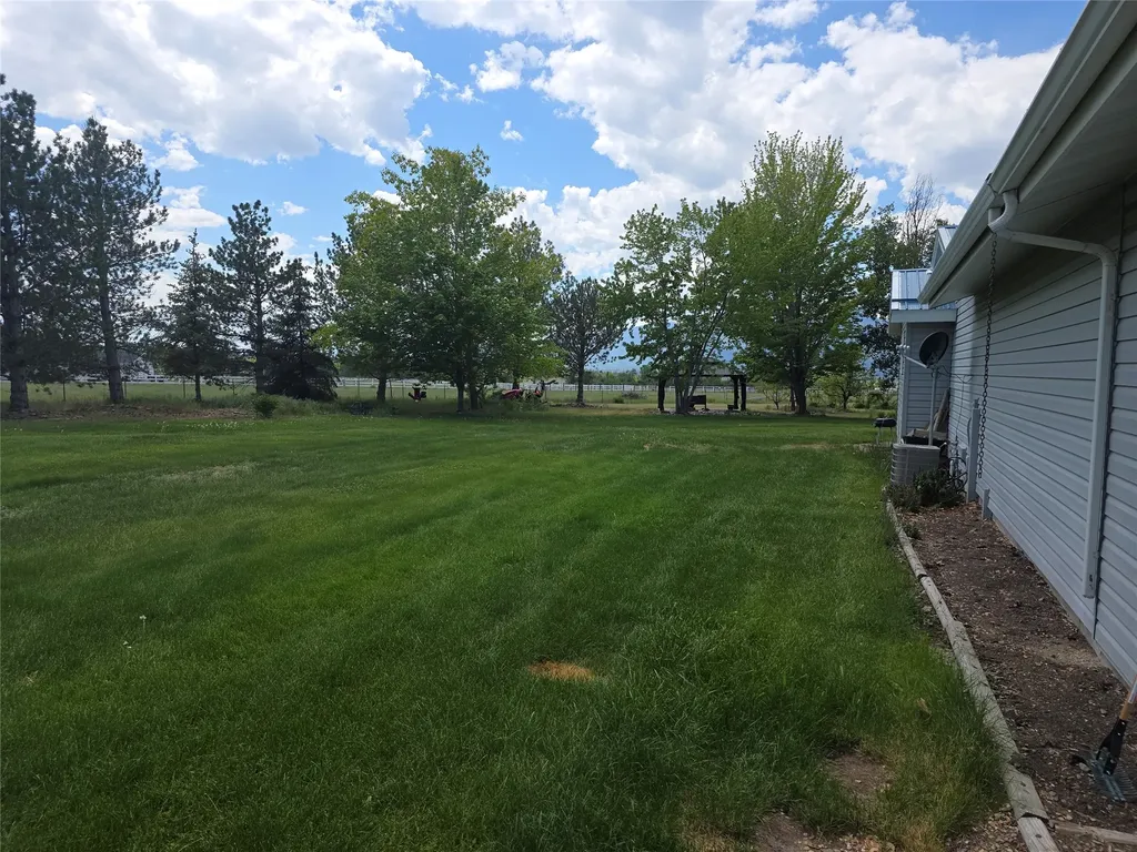 5574 Larson Lane Florence MT 59833