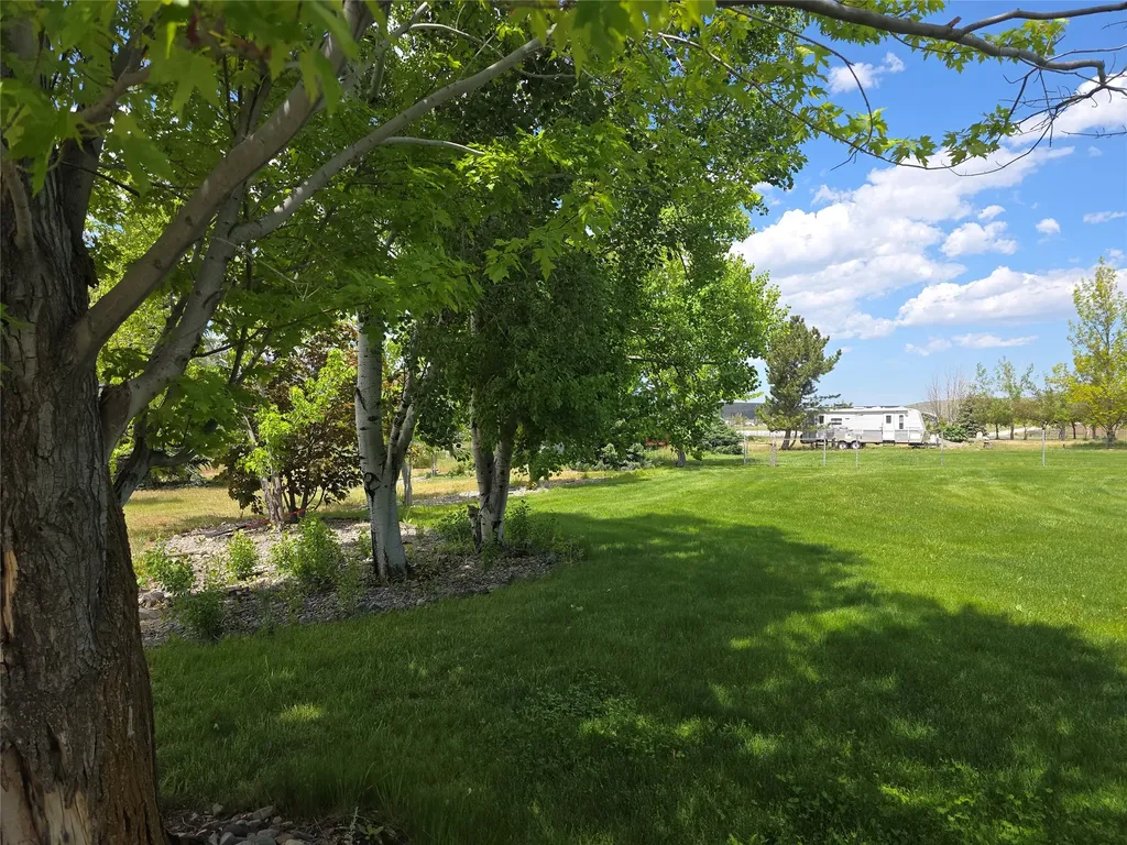 5574 Larson Lane Florence MT 59833