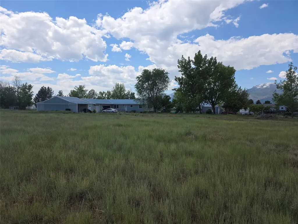 5574 Larson Lane Florence MT 59833