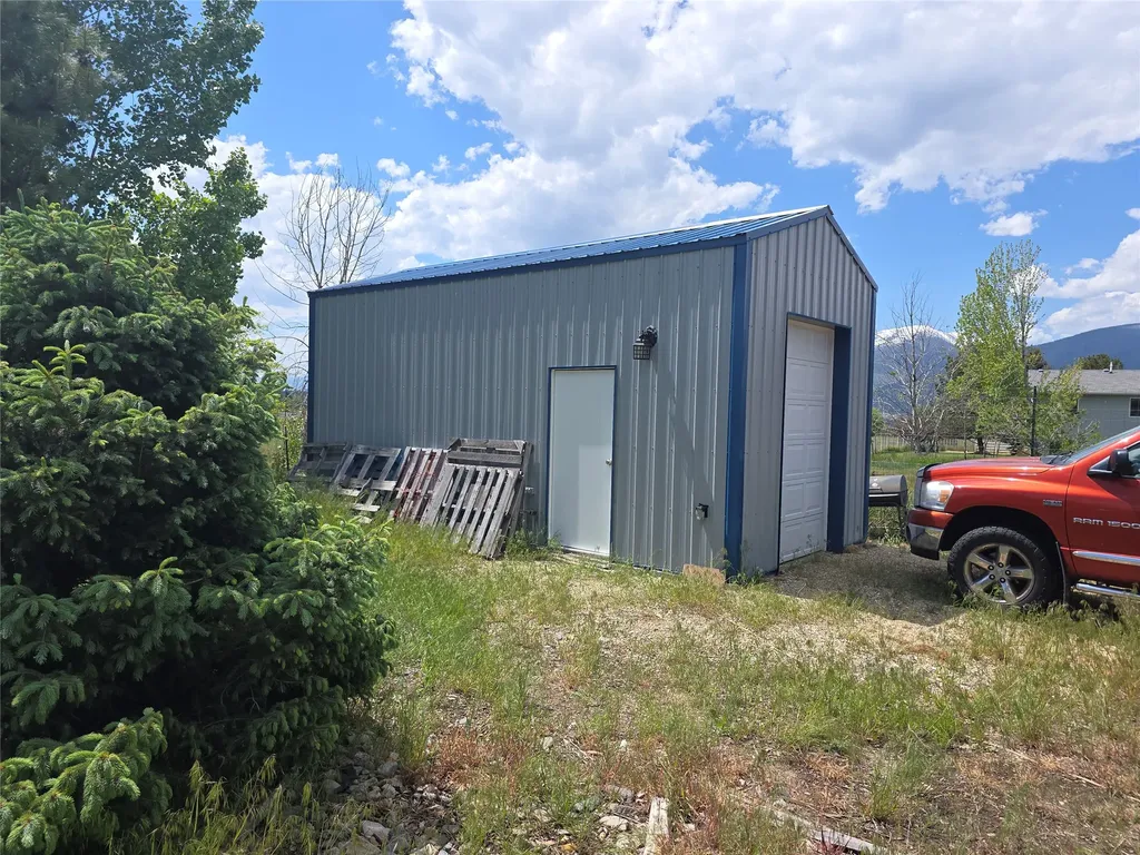 5574 Larson Lane Florence MT 59833