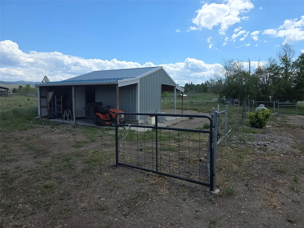5574 Larson Lane Florence MT 59833